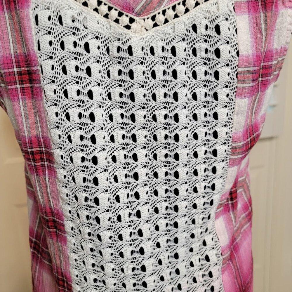 Miss Me Pink Plaid Sleeveless Shirt with Lace Back Size M – Western Boho Festiva - Picture 7 of 11